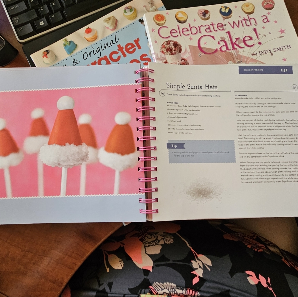 Cake Pops Cookbook - Colorful Baking Guide - Picture 12 of 14